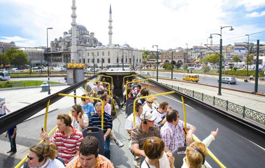 Bus Sightseeing Tour in Istanbul